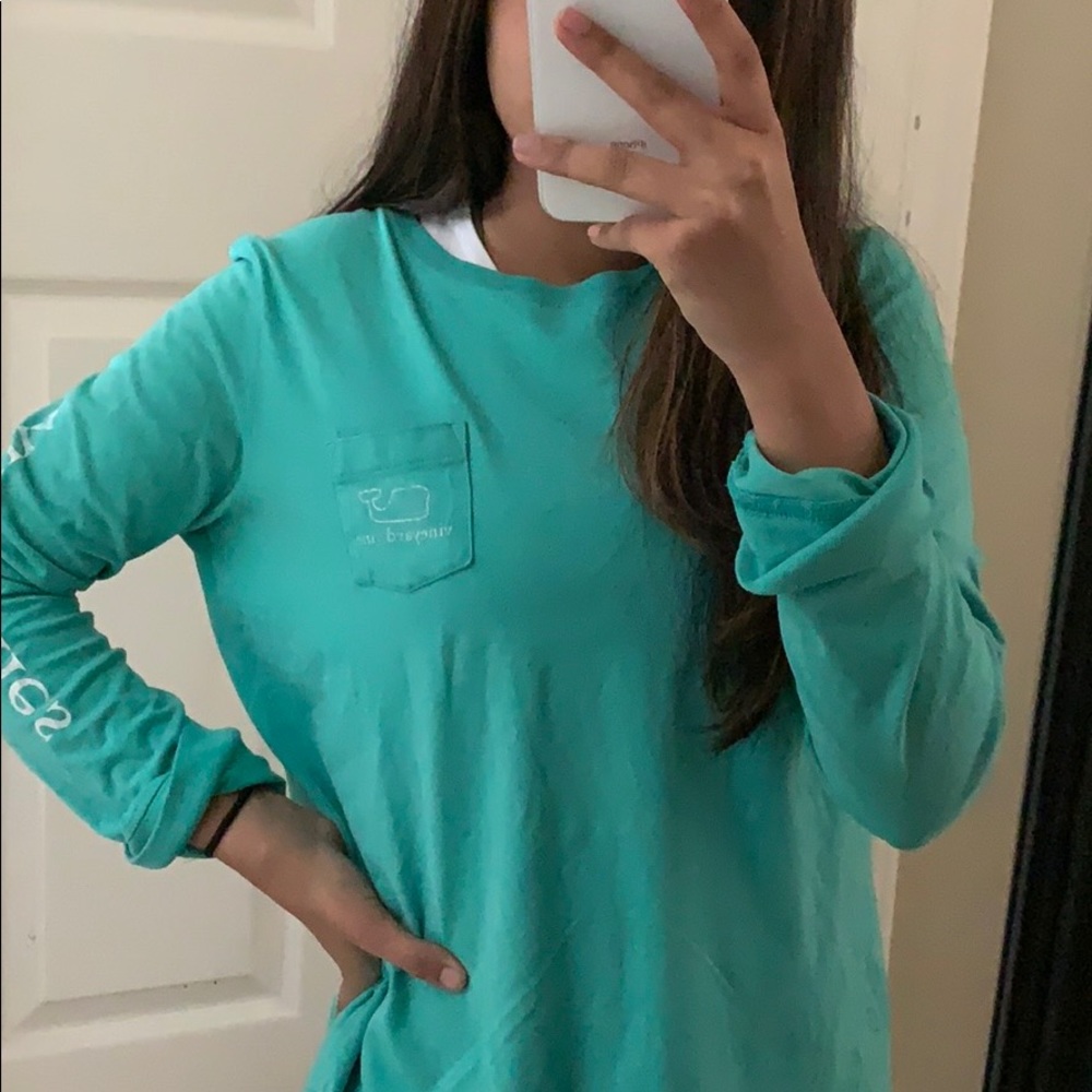 Vineyard vines shirt